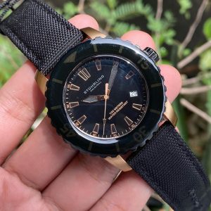 STUHRLING BLACK-GOLD