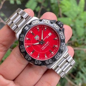 Tag Heuer F1 WAH111A Red Dial