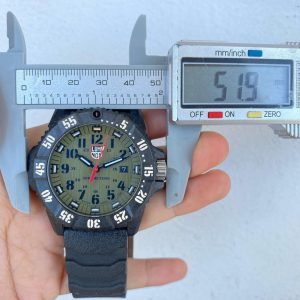 Luminox 3813 Carbon Green Dial