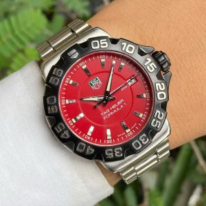 Tag Heuer F1 WAH111A Red Dial