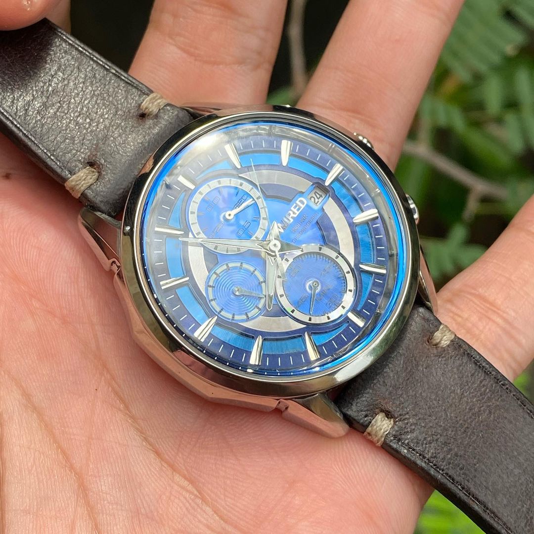 Jam tangan wired outlet chronograph