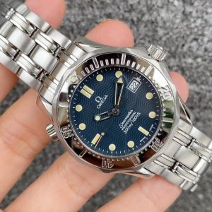 Omega Seamaster Mid Size