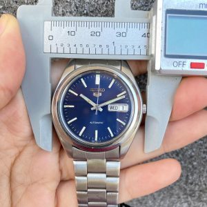 Seiko 5 Daydate Blue Dial