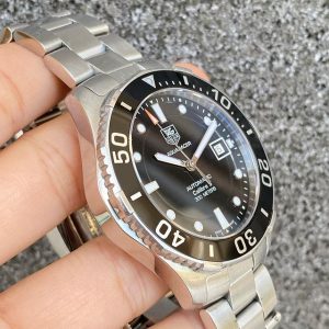 Tag Heuer Aquaracer WAN2110