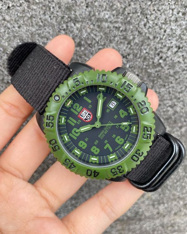 Luminox