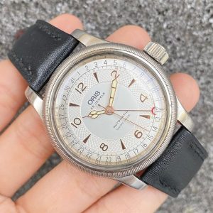 Oris Pointerdate