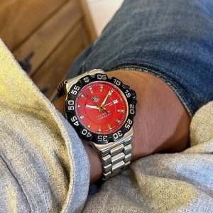 Tag Heuer F1 WAH1112 Red Dial