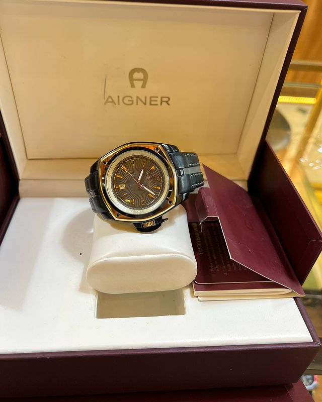 Jual Jam VIntage Aigner Lucca Black Gold Jual Jam VIntage Aigner Lucca Black Gold
