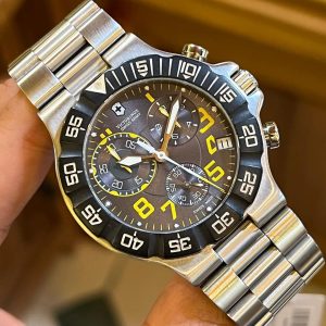 Jual Jam Vintage Victorinox Chronograph