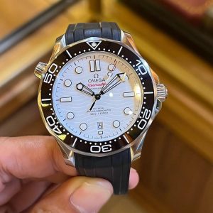 Jual Jam Vintage Omega Seamaster 300