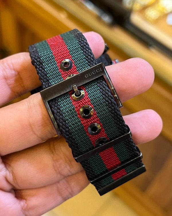 Jual Jam VIntage Gucci Couple Canvas TV strap