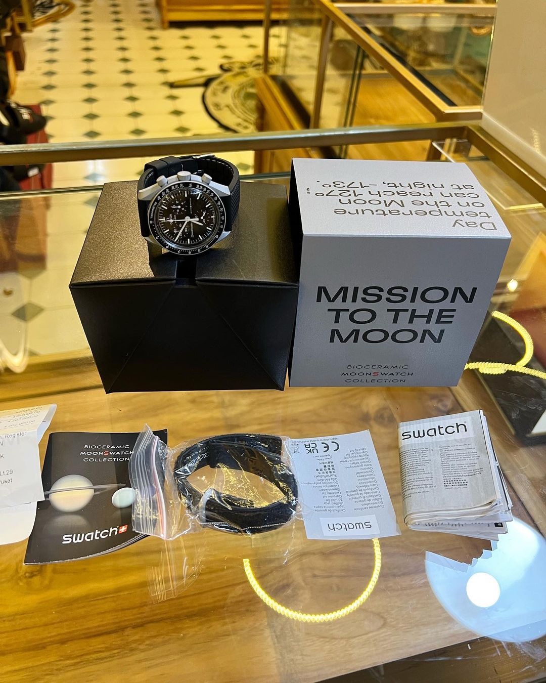 Jual Jam Vintage Omega x TCH Mission to the moon certificate